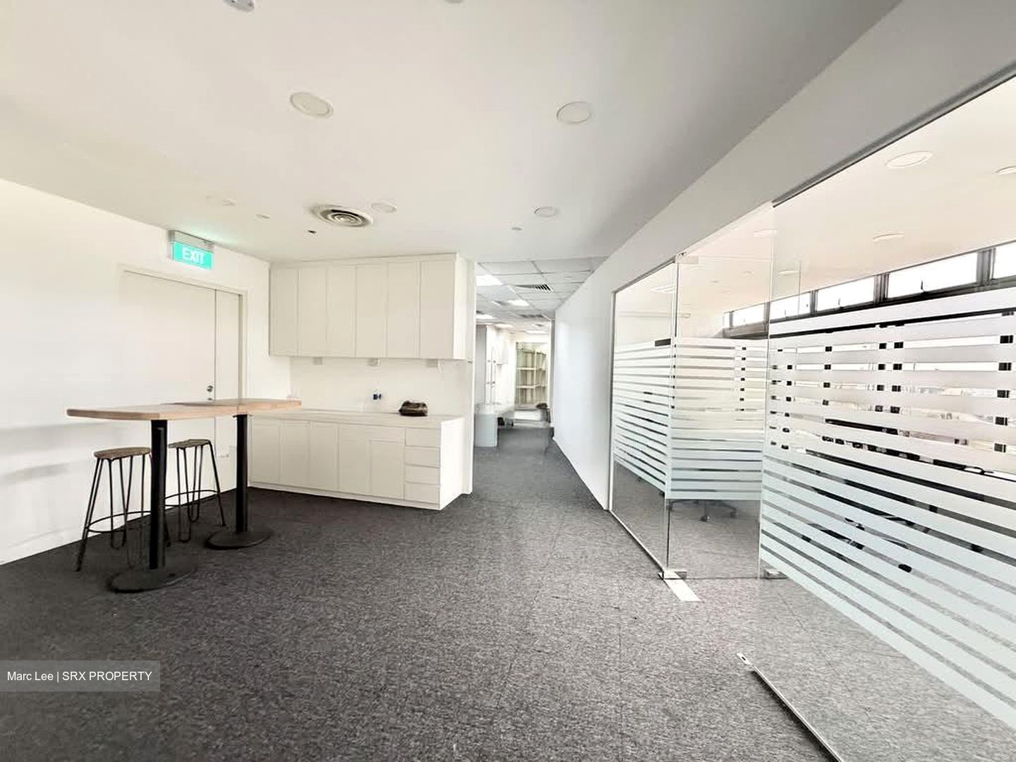 The Plaza (D7), Office #567069291